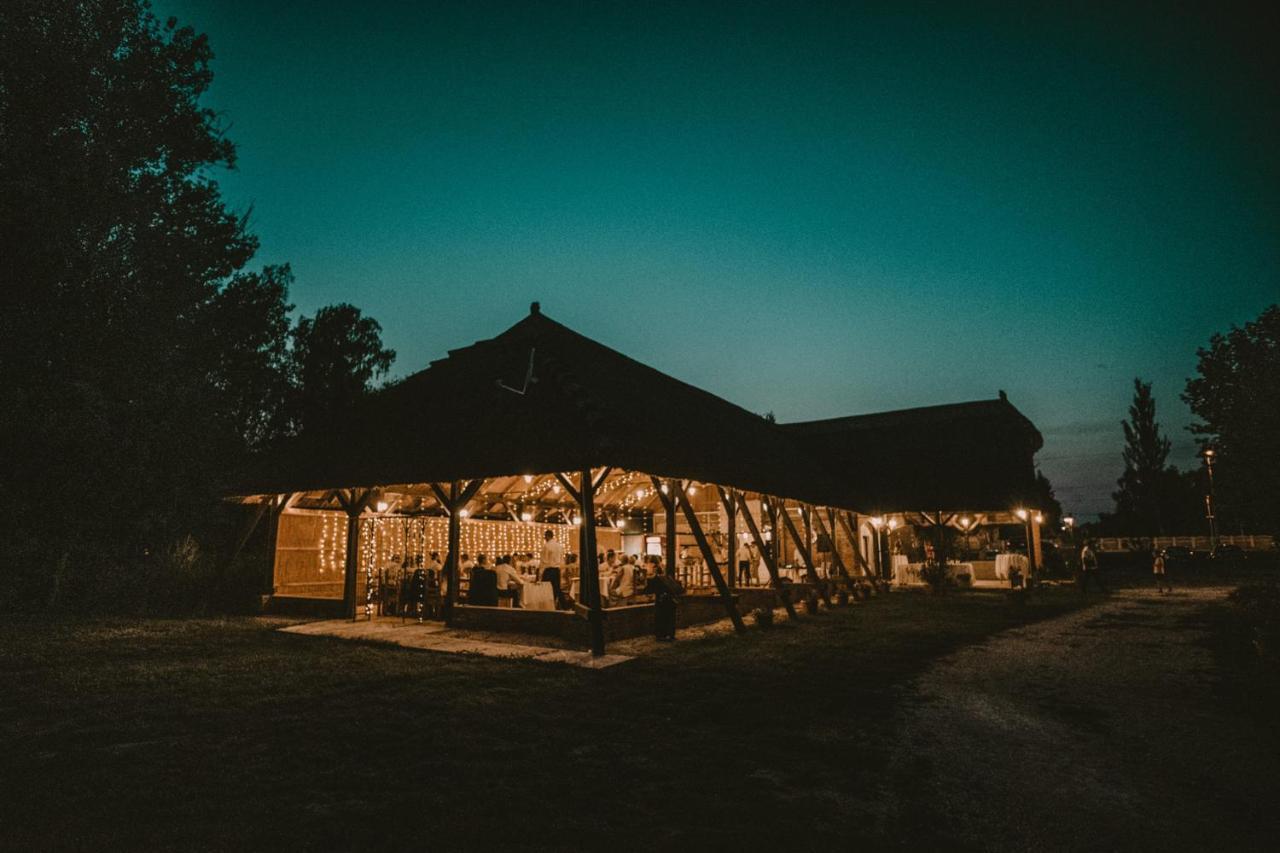 Bohém Birtok és Csárda Zamárdi Exterior foto